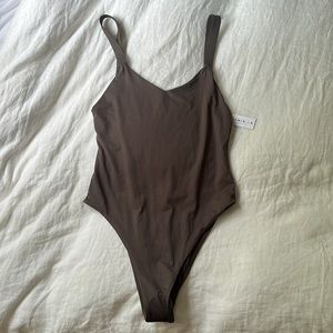 NWT Vitamin A Jadon Swimsuit Size 8